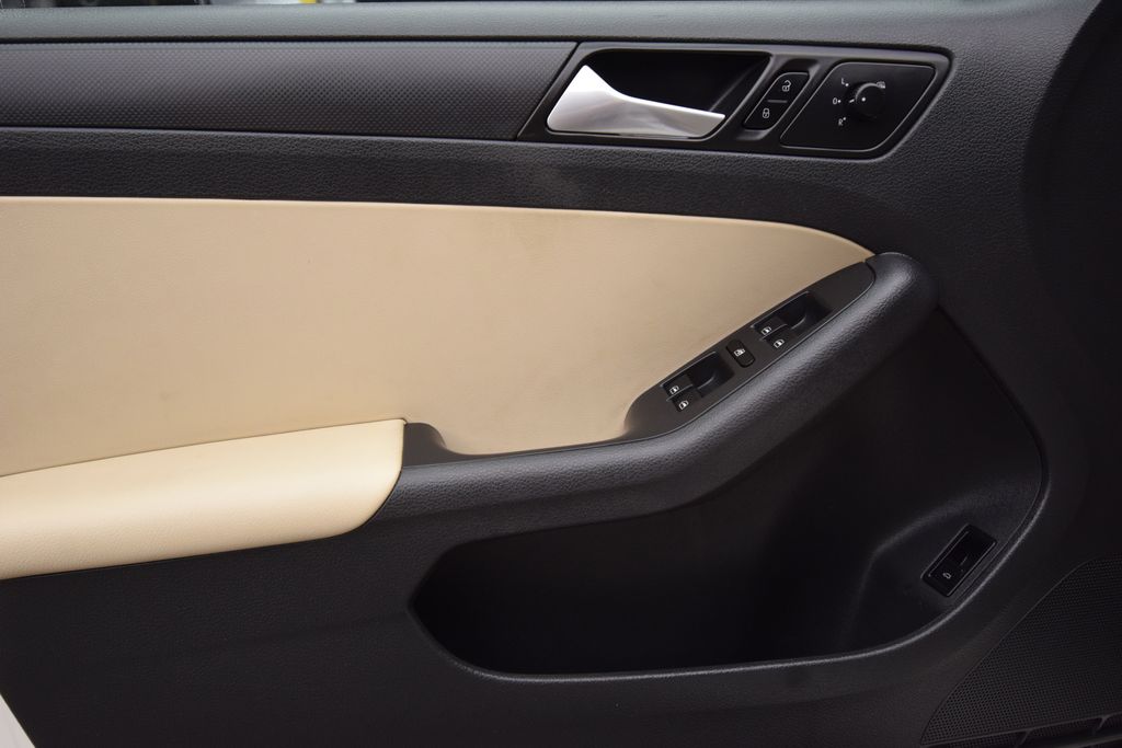 used 2014 Volkswagen Jetta car, priced at $7,000