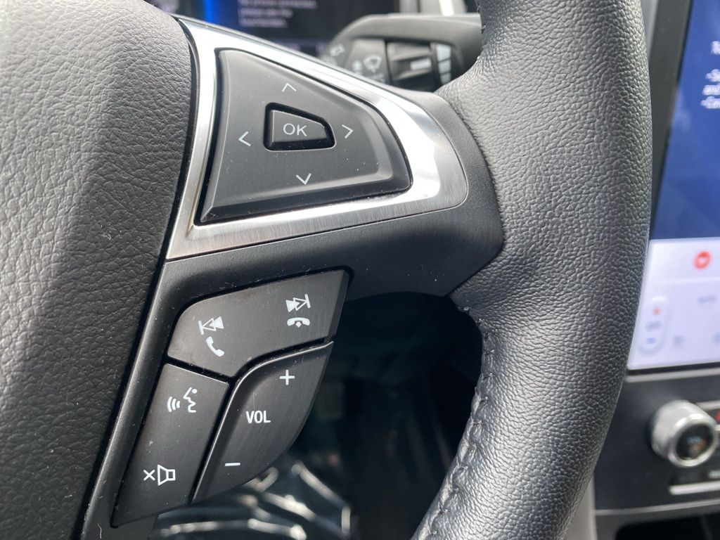 used 2023 Ford Edge car, priced at $29,300