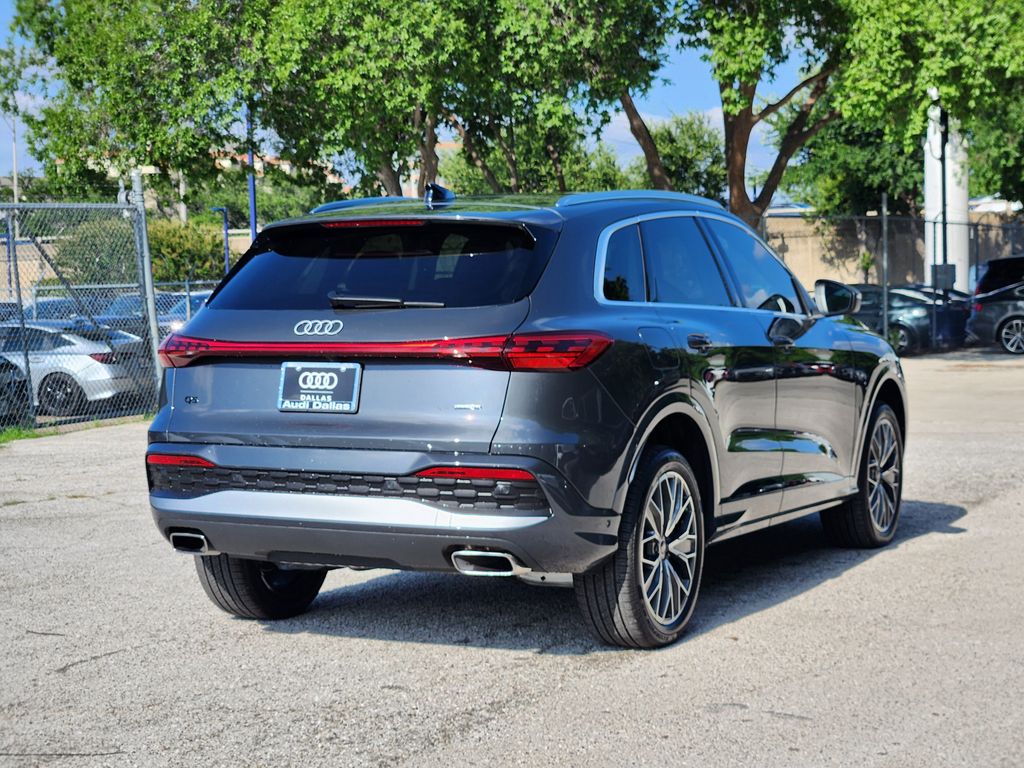 new 2025 Audi Q5 car, priced at $60,975