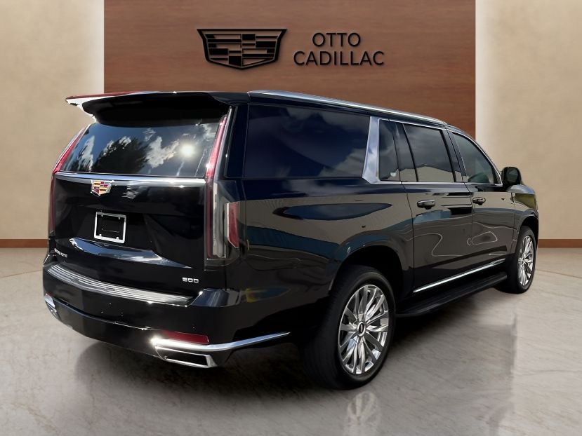 used 2023 Cadillac Escalade ESV car, priced at $69,800