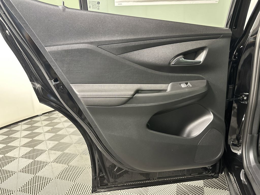 new 2025 Buick Envista car, priced at $31,085