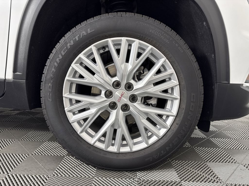 new 2025 GMC Acadia car, priced at $41,180