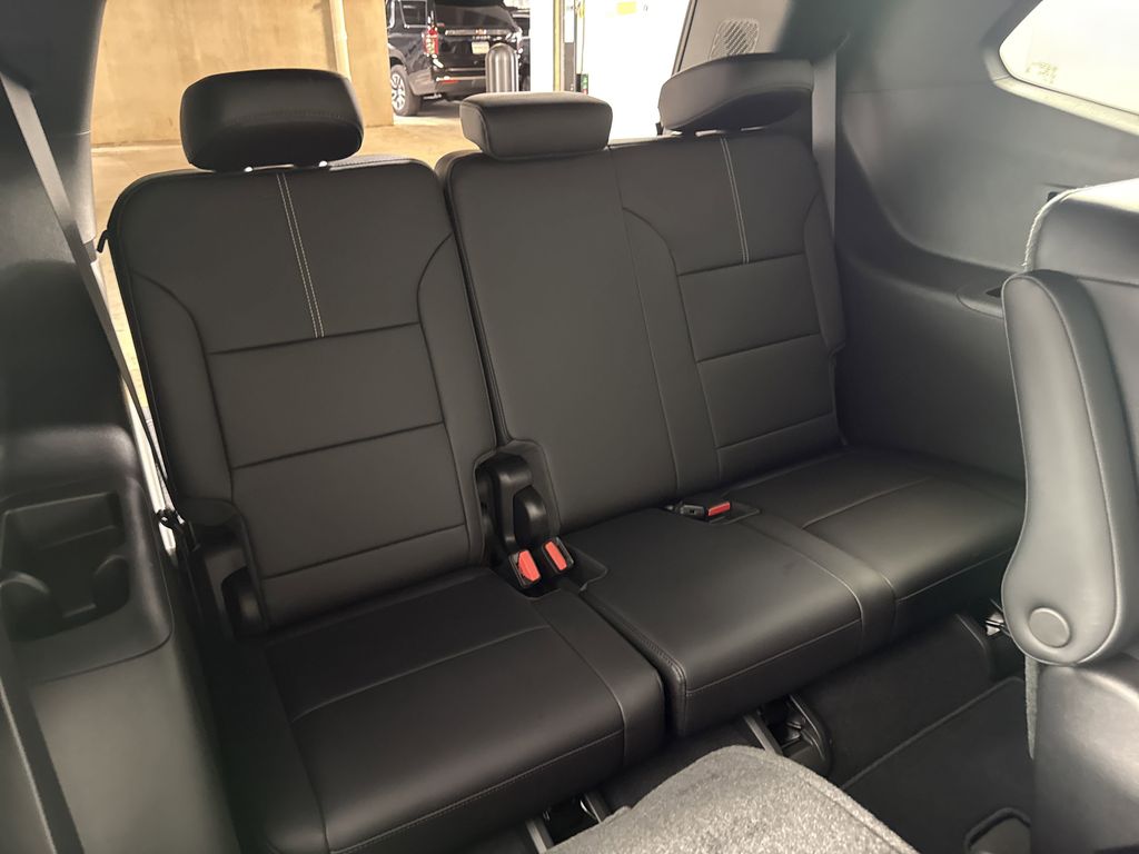 new 2025 GMC Acadia car, priced at $42,724