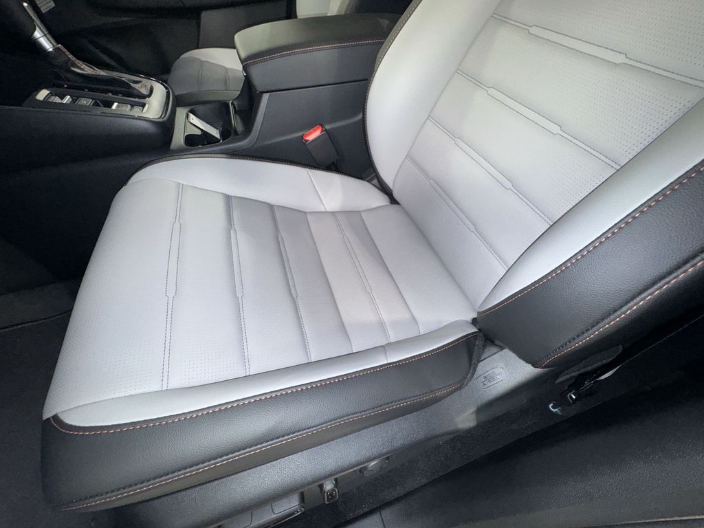 new 2026 Honda CR-V Hybrid car, priced at $43,645