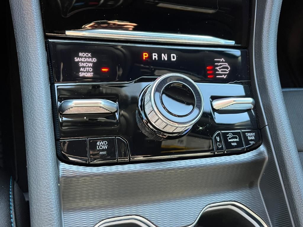new 2024 Jeep Grand Cherokee car, priced at $56,990