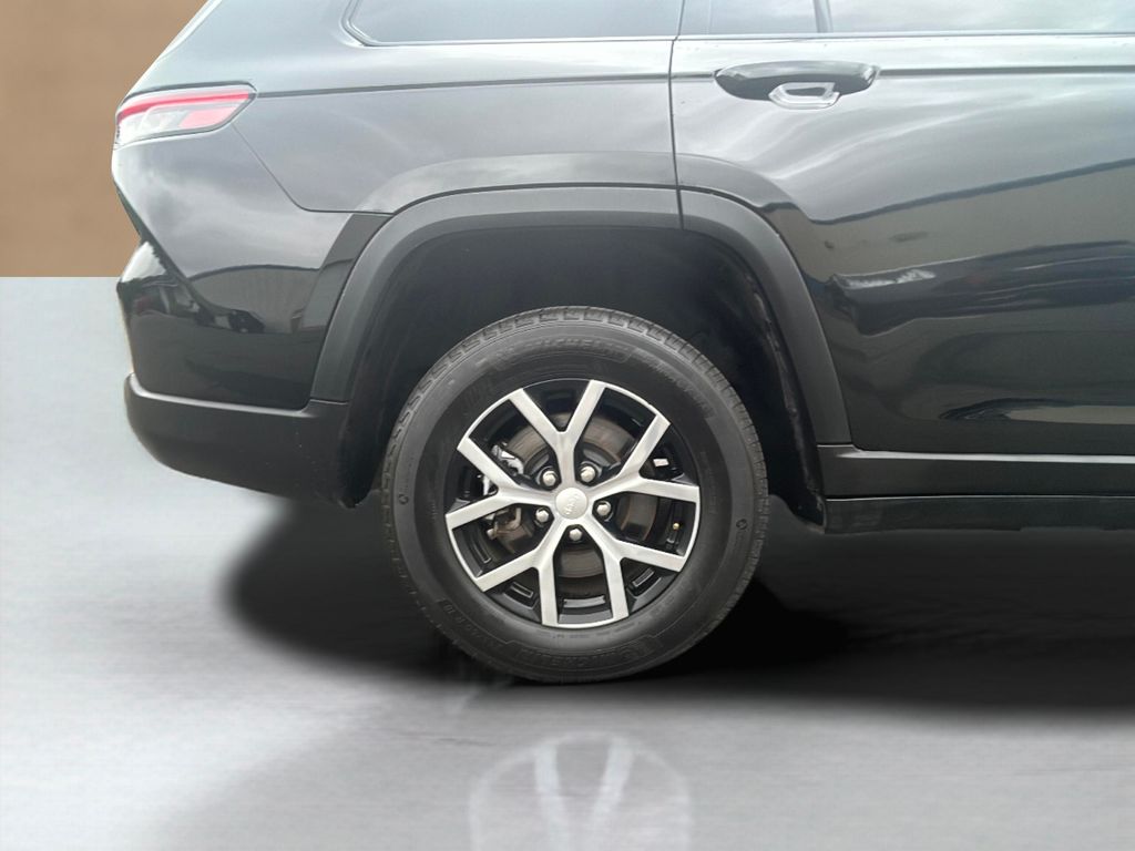 used 2024 Jeep Grand Cherokee L car, priced at $37,200