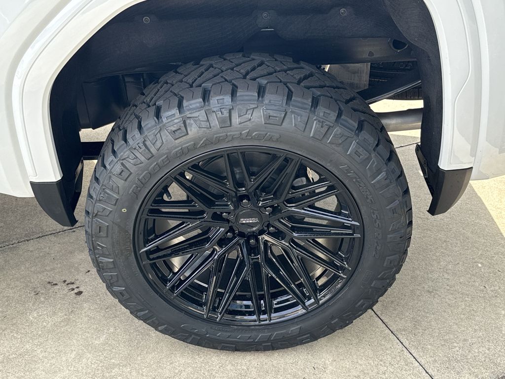 new 2025 GMC Sierra 1500 car, priced at $61,729