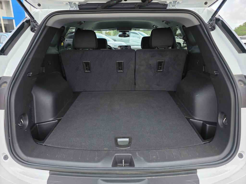 new 2025 Chevrolet Blazer car, priced at $33,219