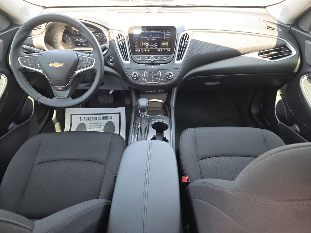 new 2025 Chevrolet Malibu car, priced at $30,790