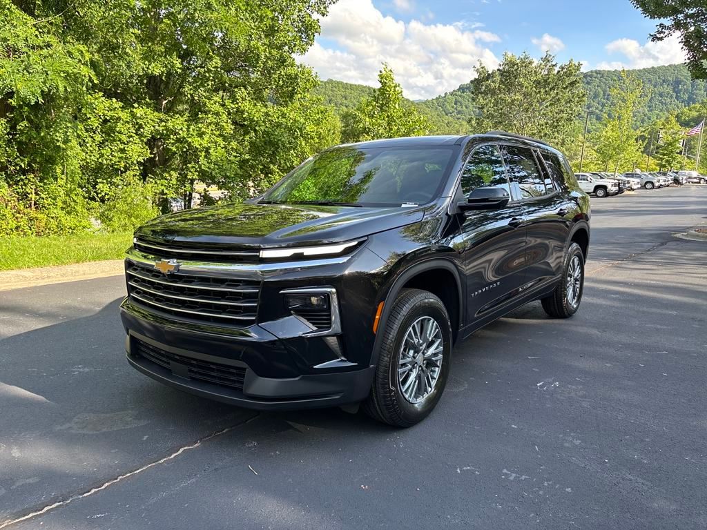 new 2025 Chevrolet Traverse car, priced at $44,695