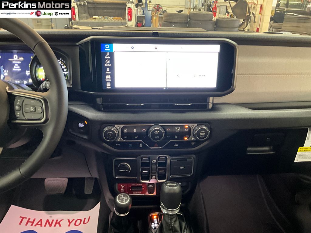 new 2025 Jeep Wrangler car, priced at $55,247