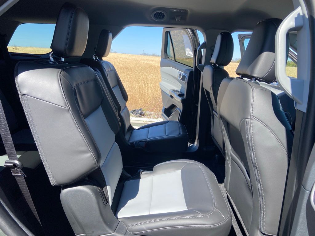 new 2024 Ford Explorer car, priced at $43,948