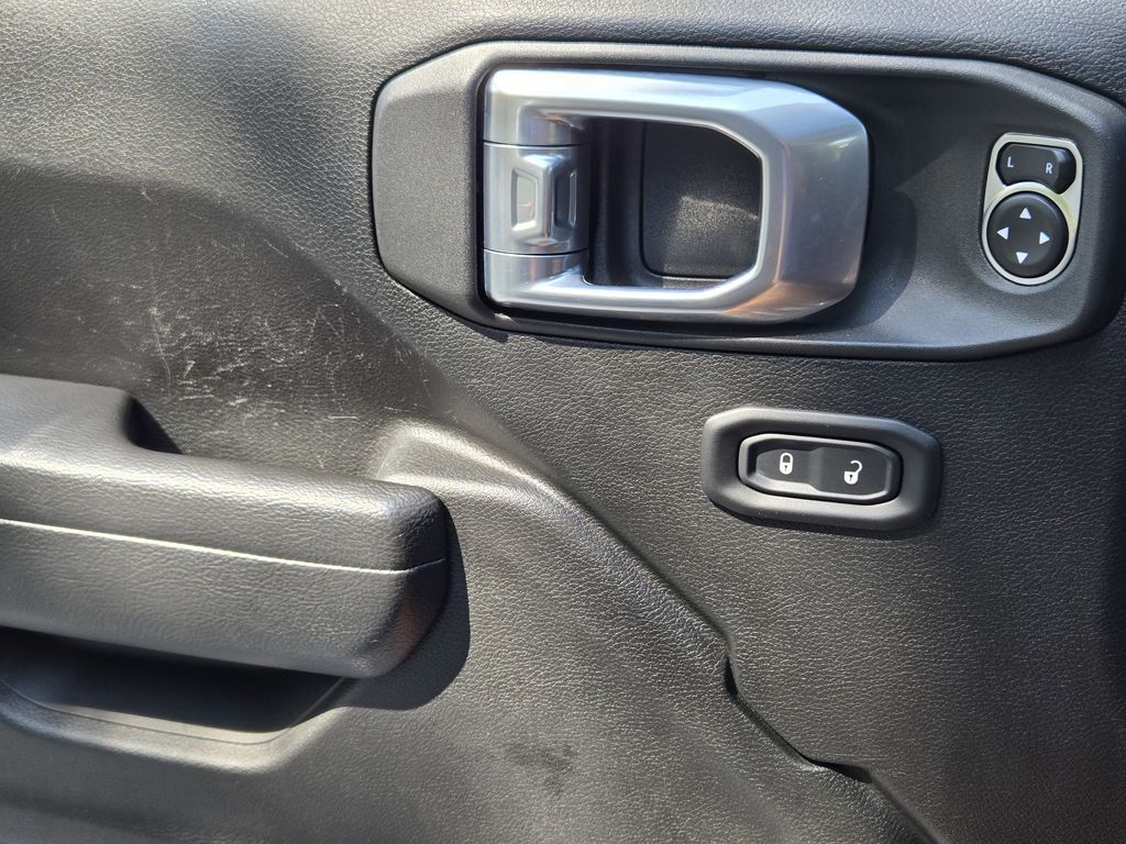 used 2022 Jeep Gladiator car, priced at $34,435