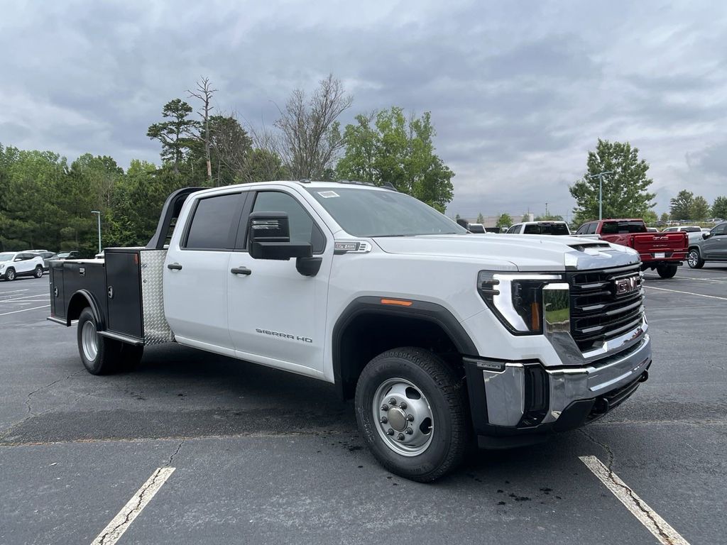 new 2024 GMC Sierra 3500HD car, priced at $52,493