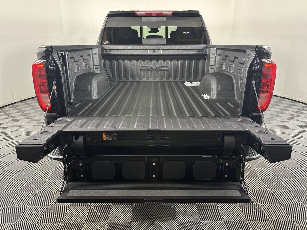 new 2025 GMC Sierra 1500 car, priced at $59,224