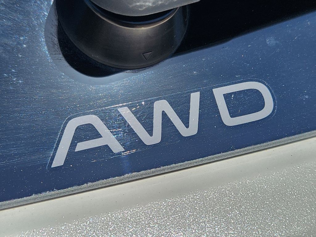 used 2025 Honda HR-V car, priced at $27,492