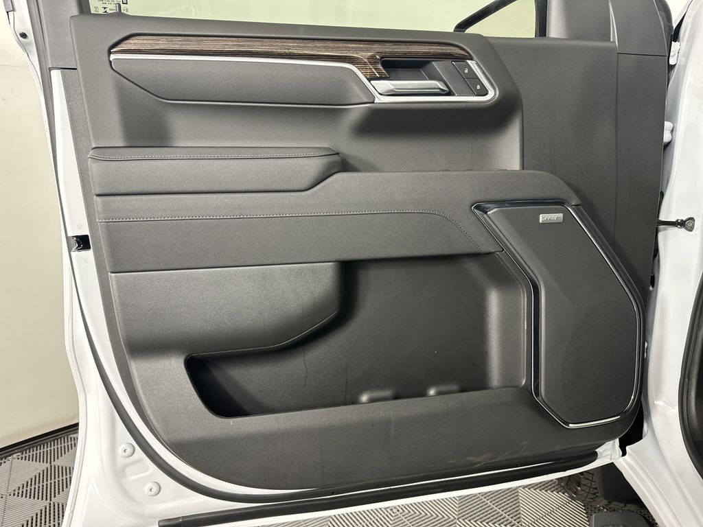 new 2025 GMC Sierra 1500 car, priced at $61,929