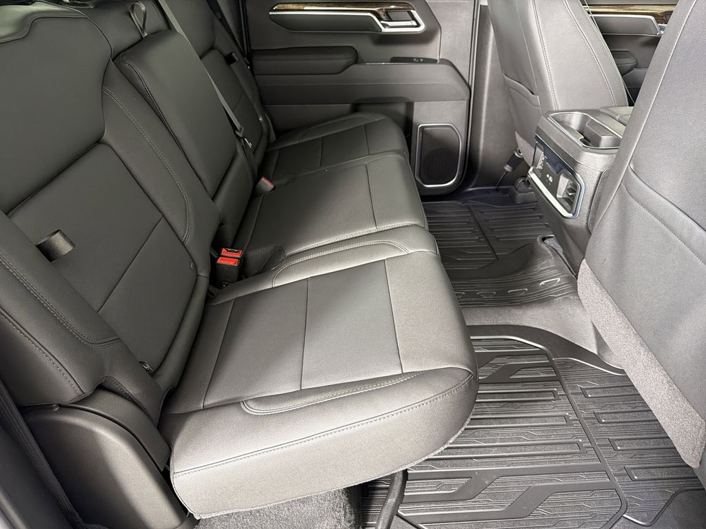 new 2026 GMC Sierra 1500 car, priced at $61,600