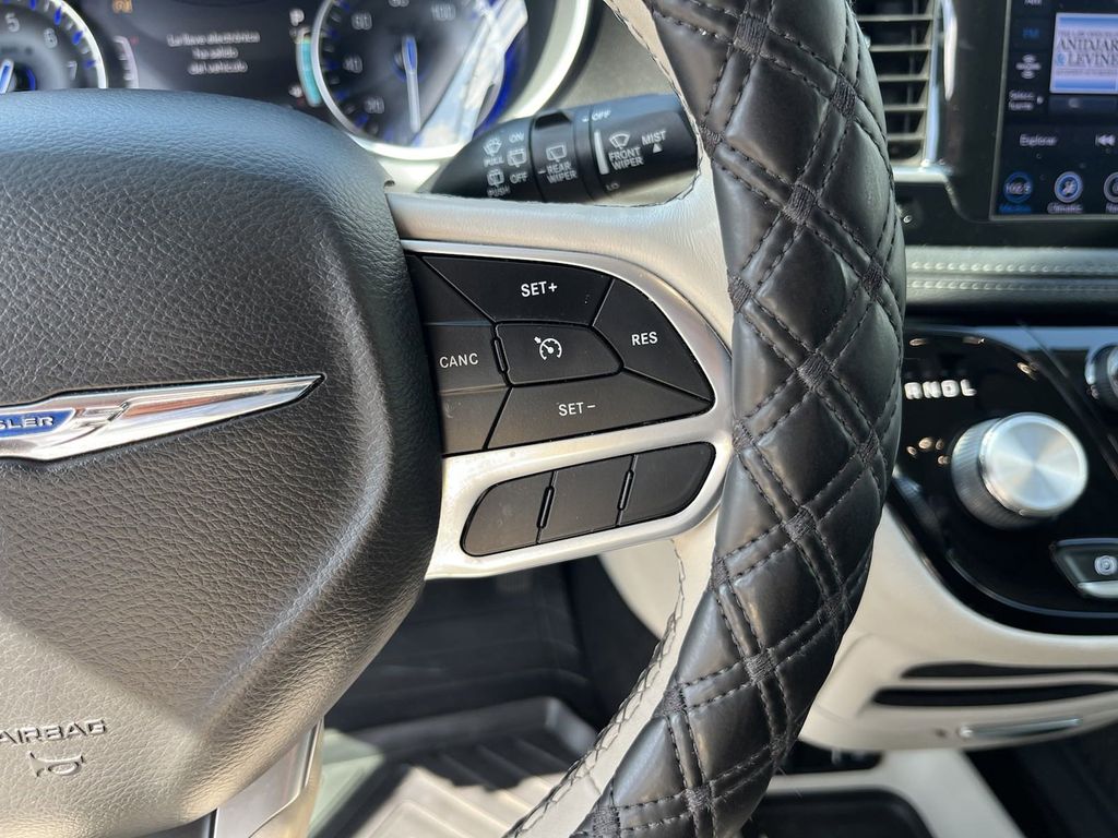 used 2020 Chrysler Pacifica car, priced at $18,320