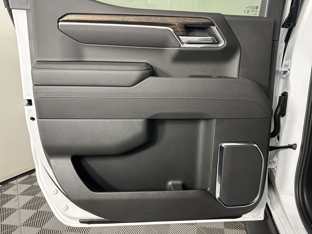 new 2025 GMC Sierra 1500 car, priced at $61,929