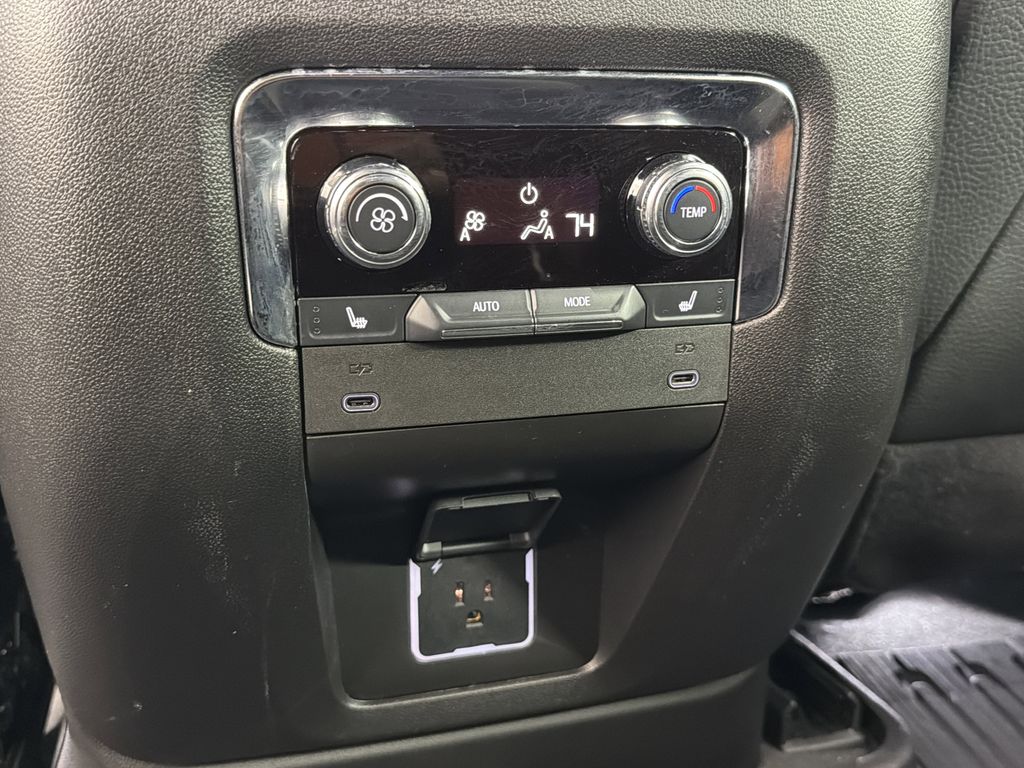 used 2025 GMC Yukon XL car, priced at $83,990