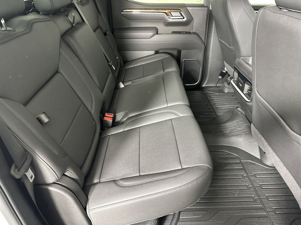 new 2025 GMC Sierra 1500 car, priced at $61,284