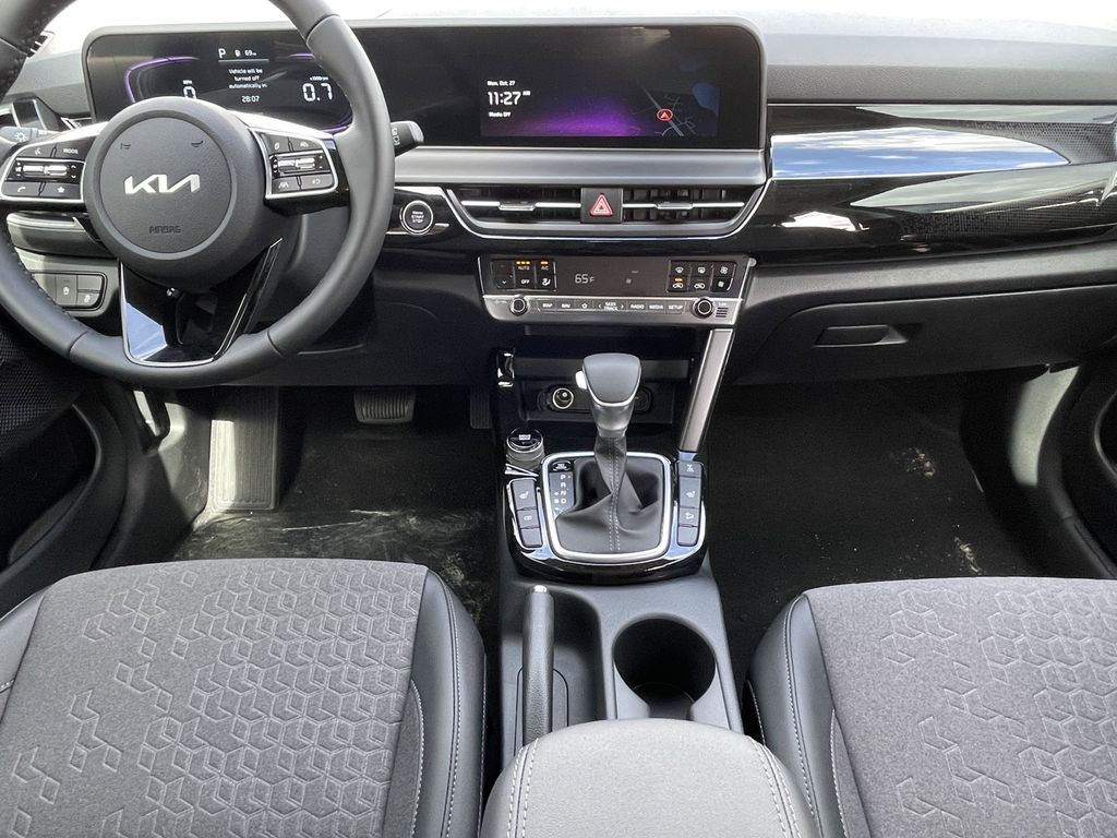 new 2025 Kia Seltos car, priced at $24,958