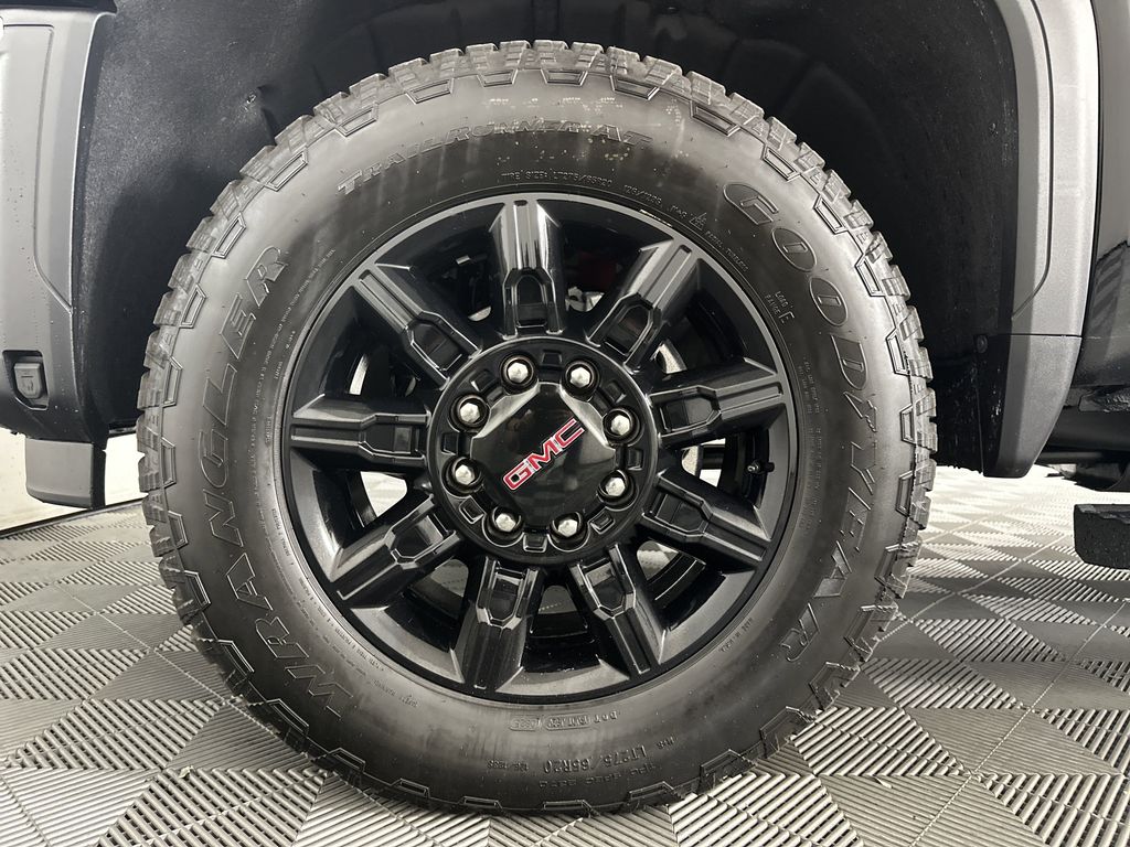 new 2025 GMC Sierra 2500HD car, priced at $87,134