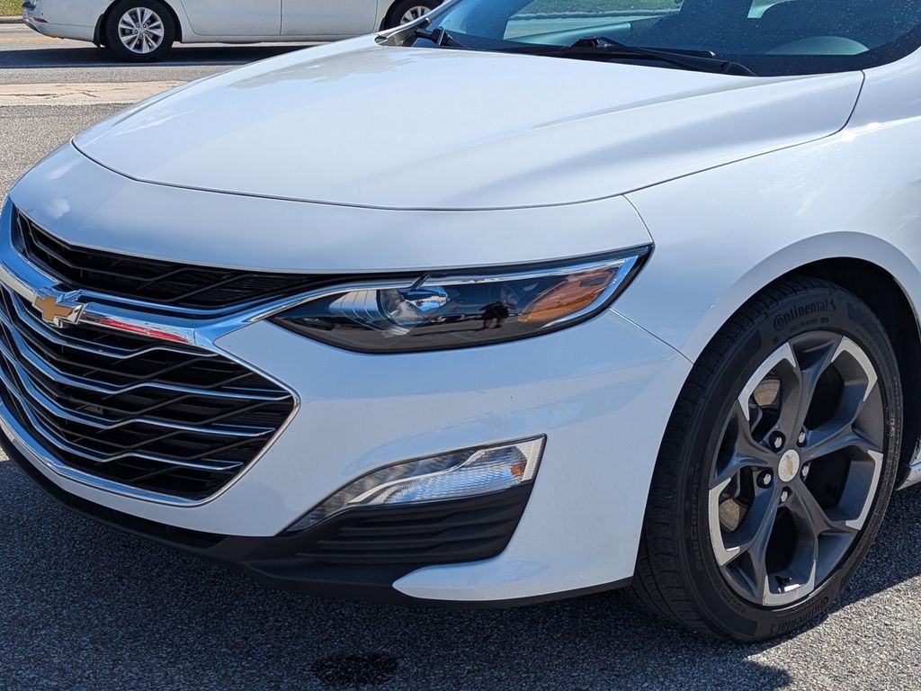 used 2024 Chevrolet Malibu car, priced at $17,993