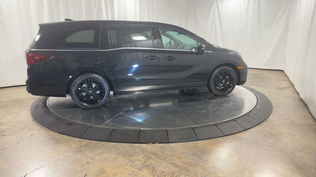new 2026 Honda Odyssey car, priced at $45,390