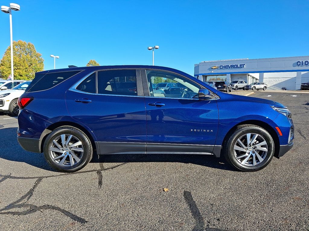 used 2022 Chevrolet Equinox car, priced at $20,995