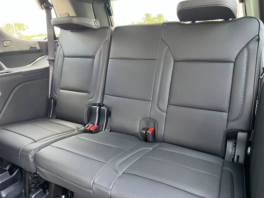 new 2025 GMC Yukon car, priced at $85,690