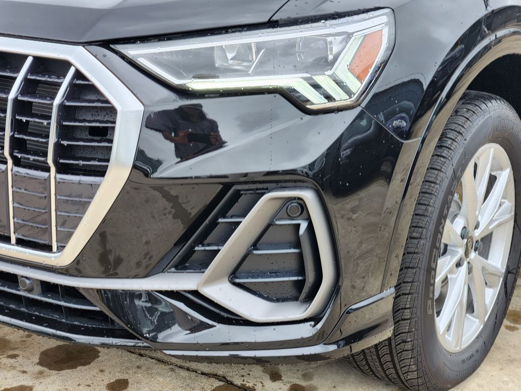 new 2025 Audi Q3 car, priced at $45,450