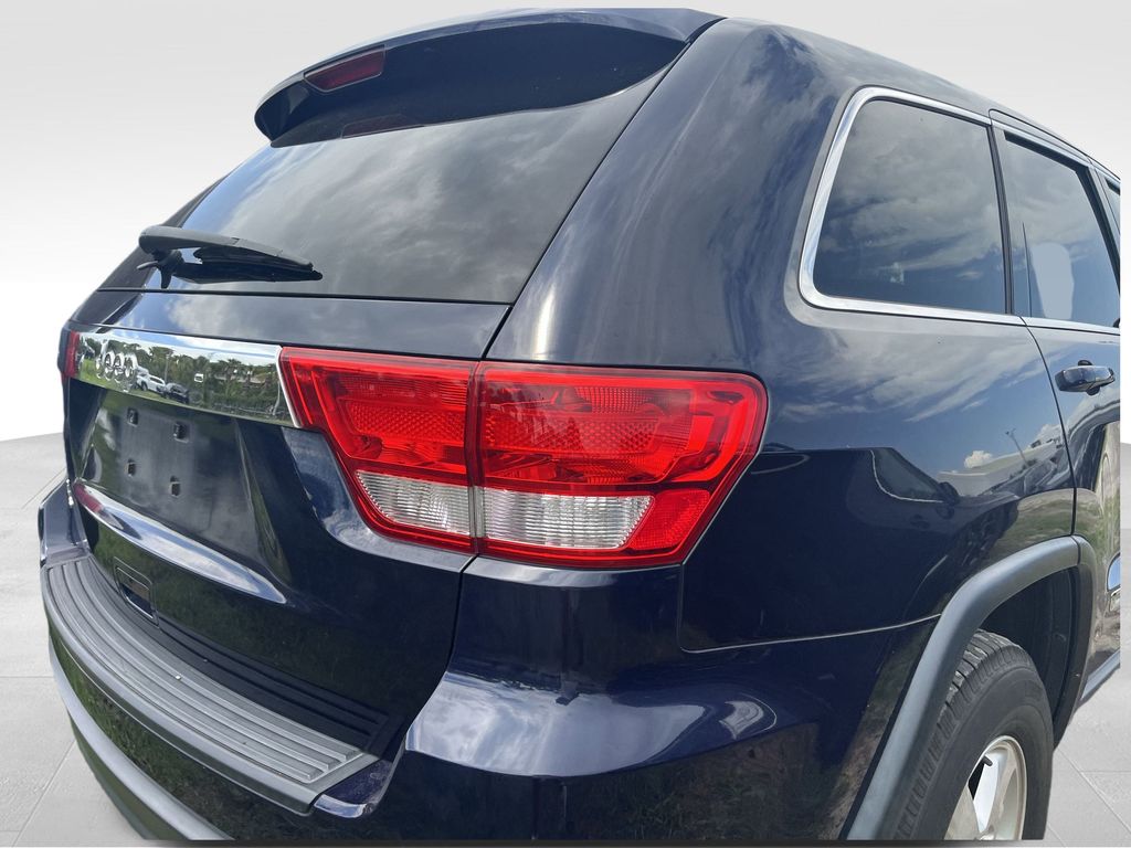 used 2013 Jeep Grand Cherokee car, priced at $10,991