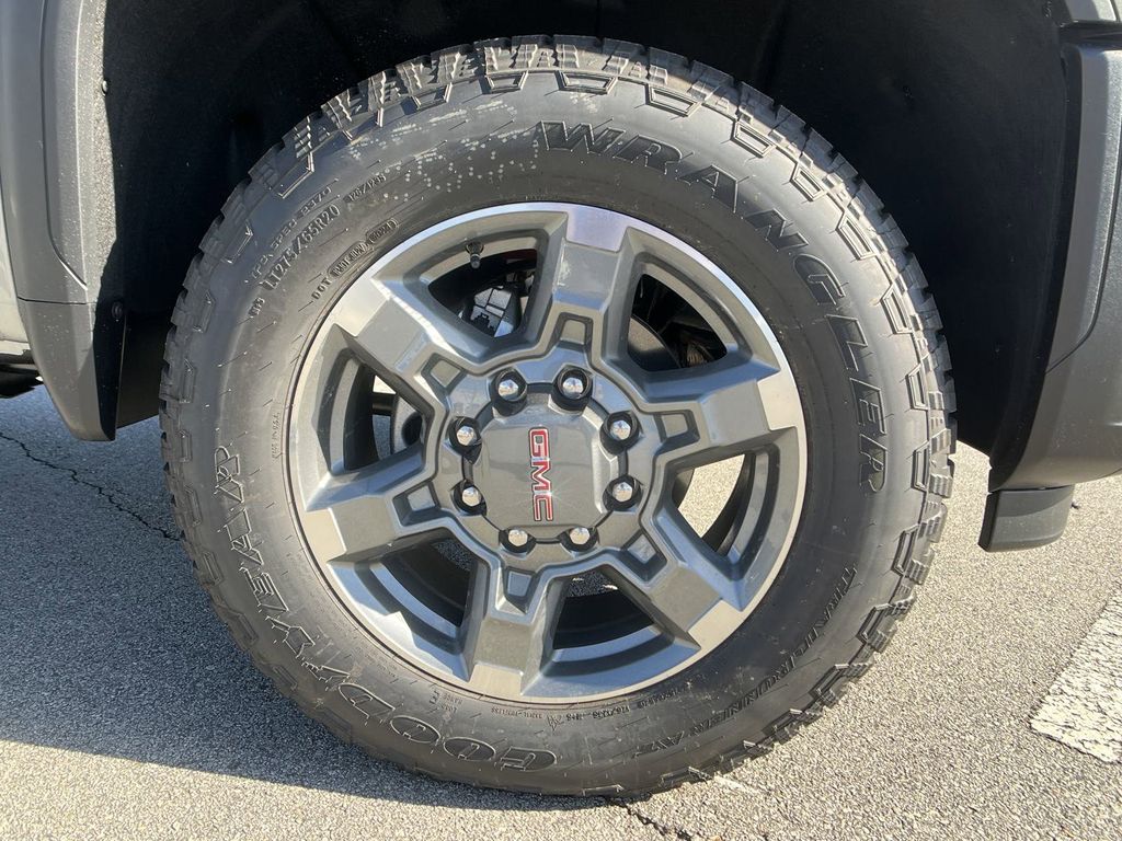 new 2025 GMC Sierra 2500HD car, priced at $80,865
