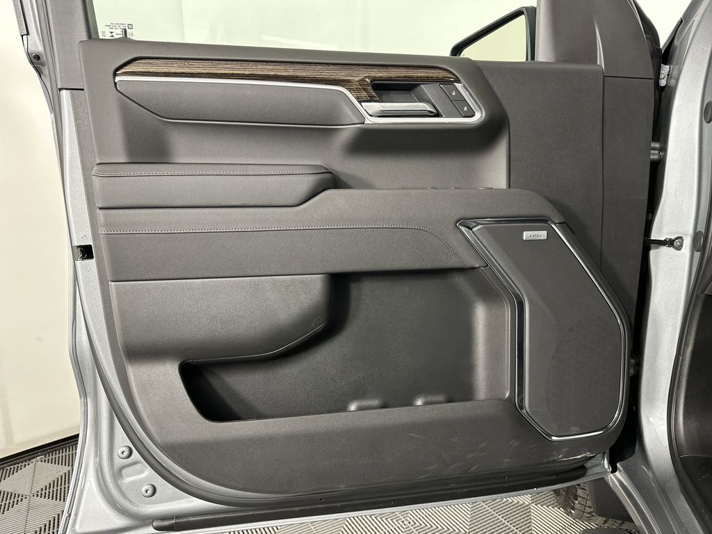new 2025 GMC Sierra 1500 car, priced at $60,424