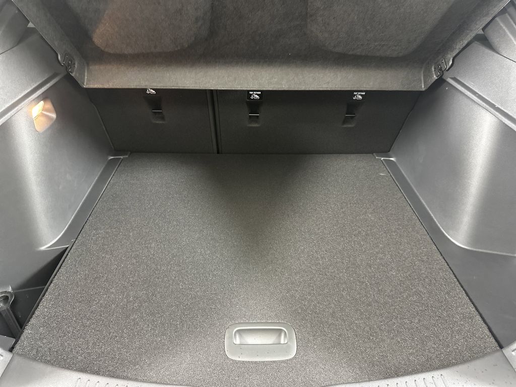 new 2025 Buick Envista car, priced at $25,785