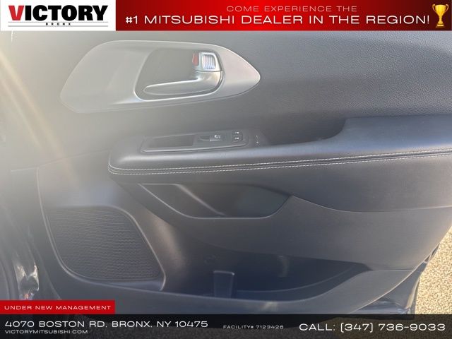used 2020 Chrysler Pacifica car, priced at $15,691