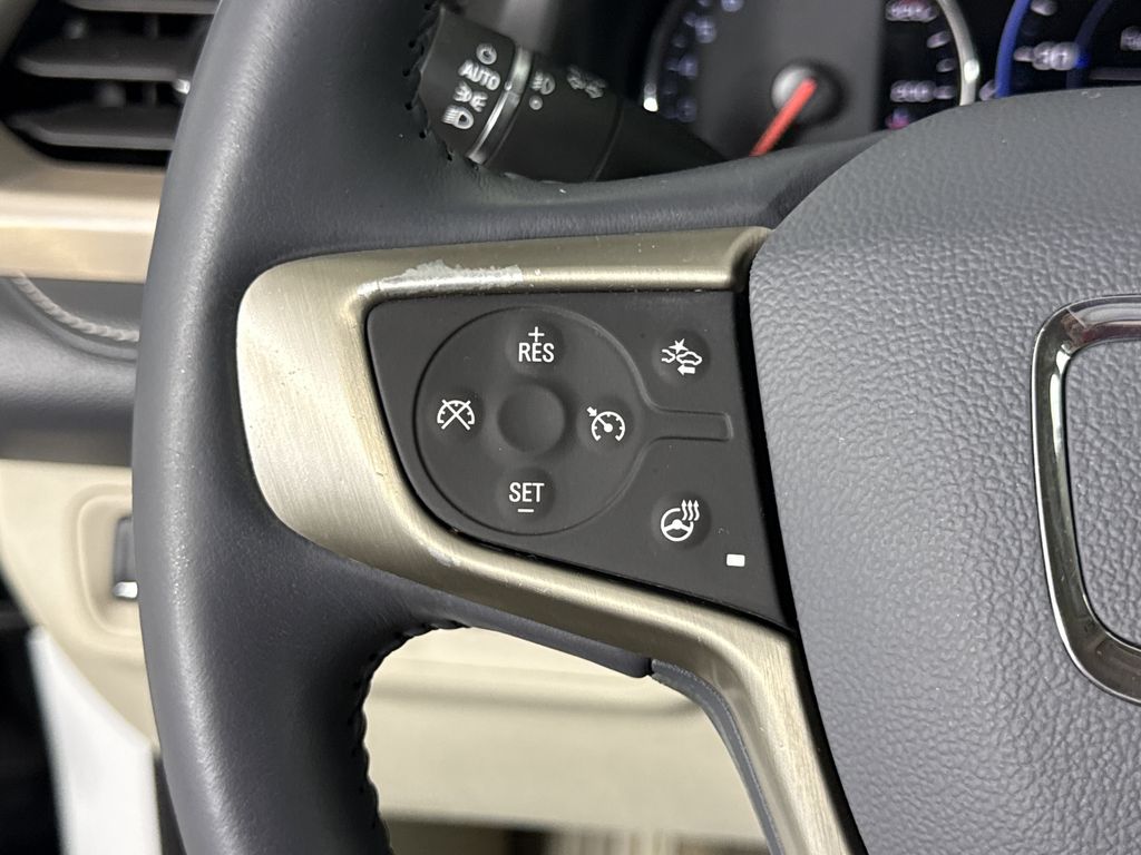 used 2020 GMC Acadia car, priced at $29,690