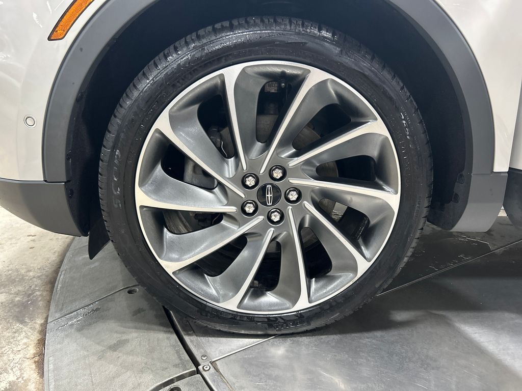 used 2019 Lincoln Nautilus car, priced at $23,895