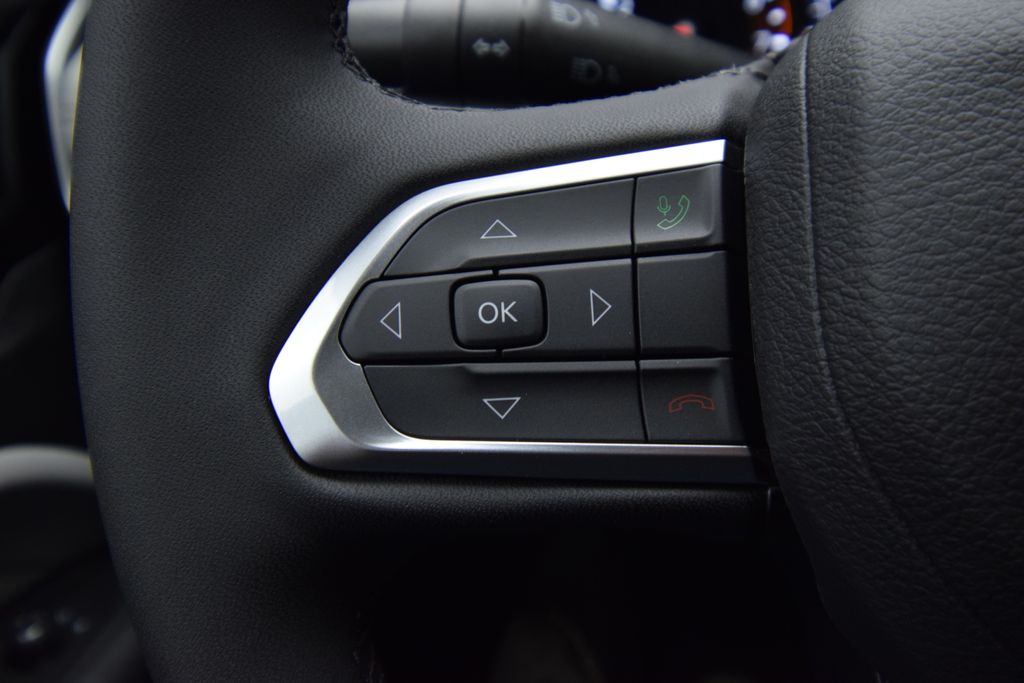 new 2025 Jeep Compass car, priced at $35,260