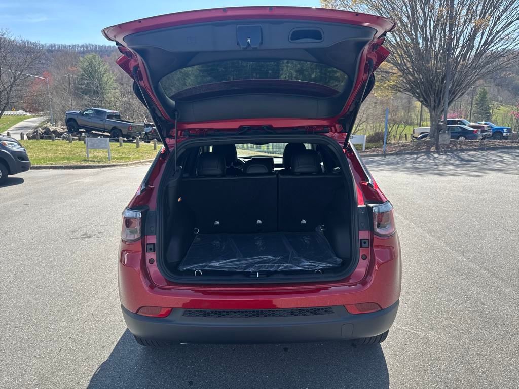 new 2025 Jeep Compass car, priced at $28,490