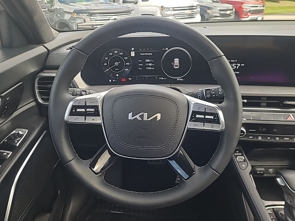 used 2024 Kia Telluride car, priced at $43,986