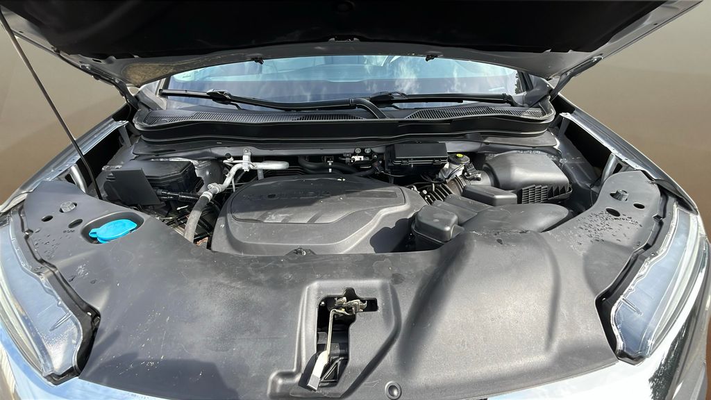 used 2022 Honda Pilot car, priced at $33,000