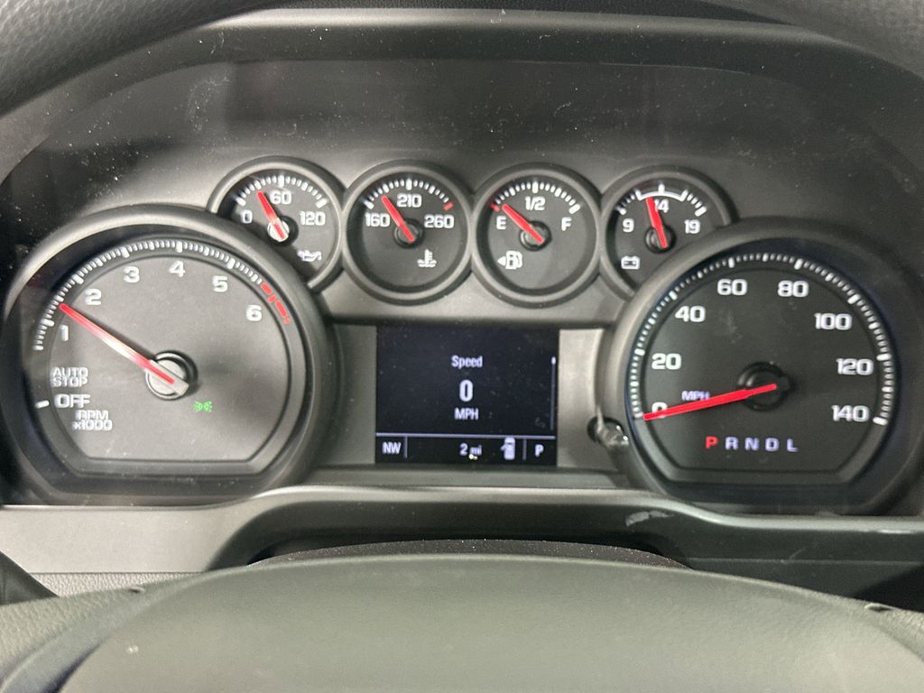 new 2025 GMC Sierra 1500 car, priced at $33,145