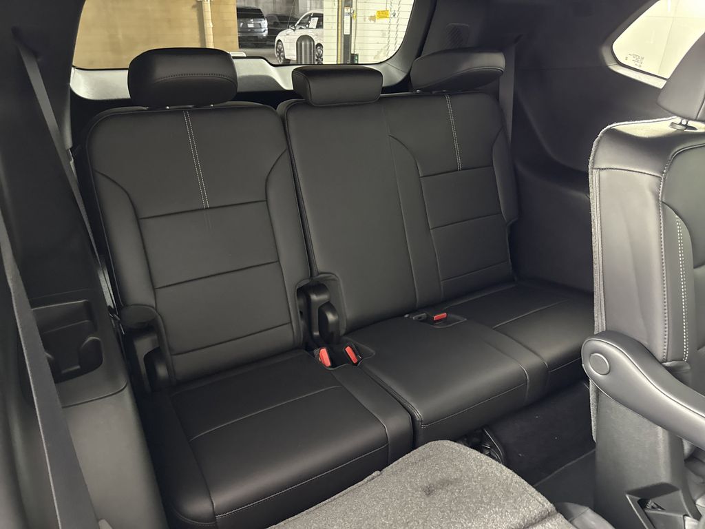 new 2025 GMC Acadia car, priced at $50,325