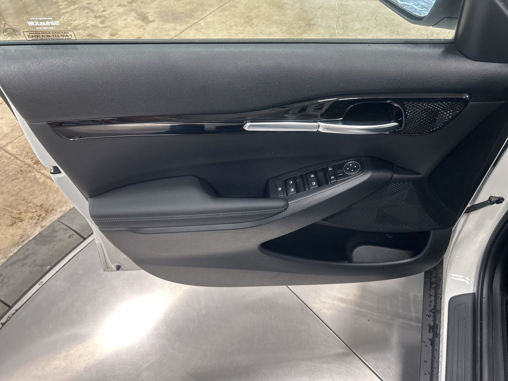 new 2026 Kia Seltos car, priced at $28,053