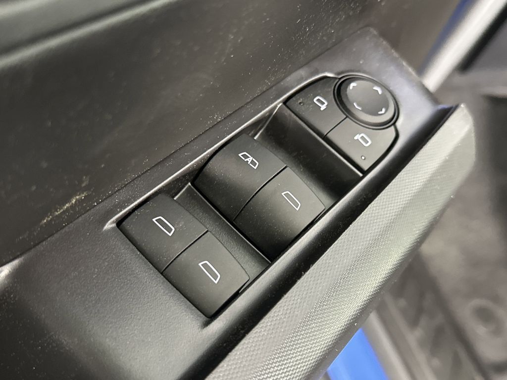 new 2025 GMC Canyon car, priced at $45,095