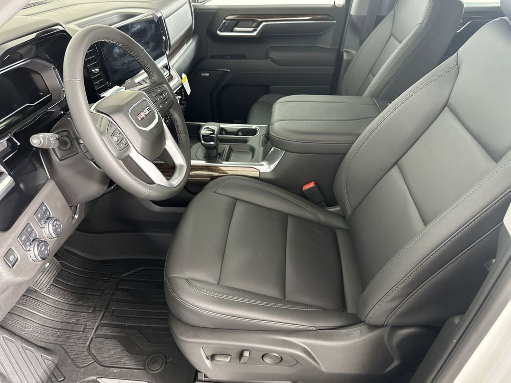 new 2025 GMC Sierra 1500 car, priced at $61,729