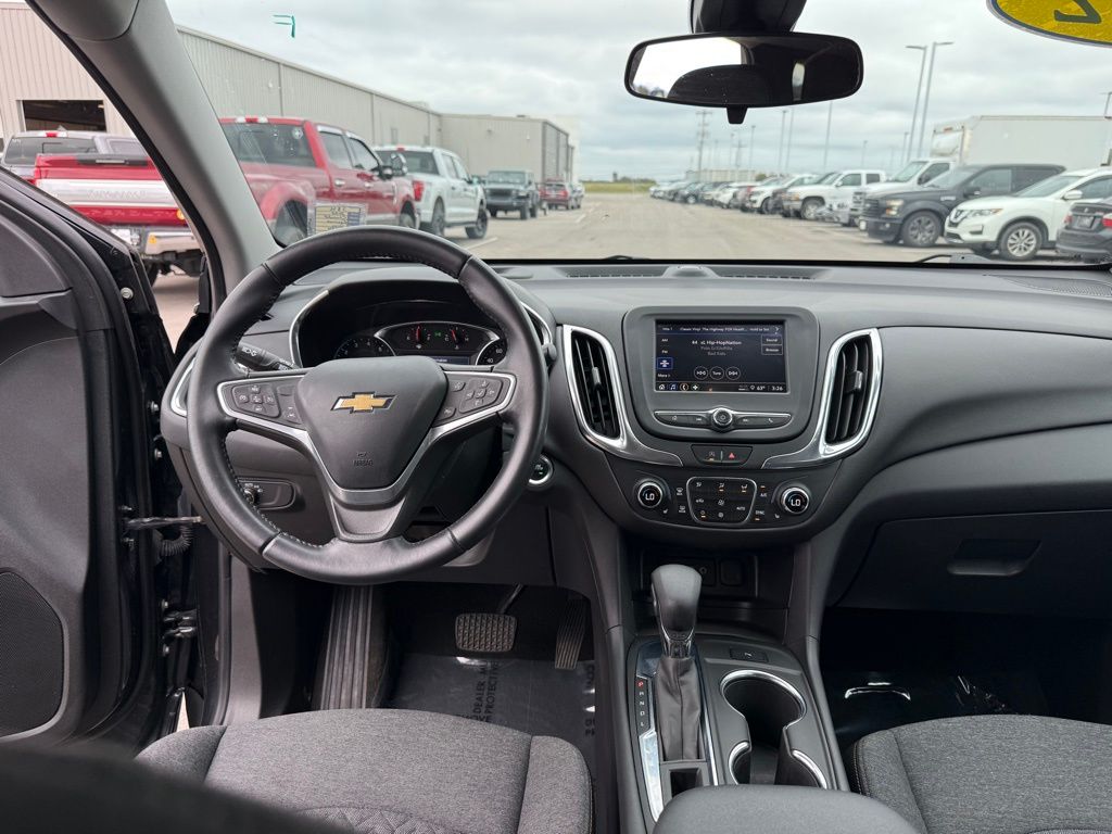 used 2022 Chevrolet Equinox car, priced at $21,500